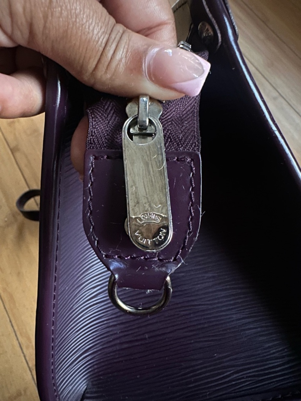 Louis Vuitton Structured Shoulder Bag in Deep Purple - Picture 10 of 16